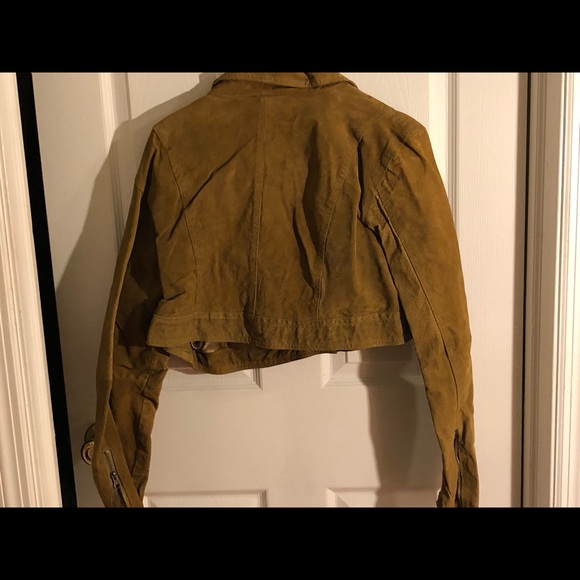 Mid Jacket - Picture 2 of 5